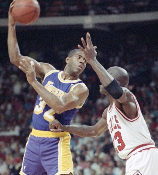 时切入内线 时切入内线