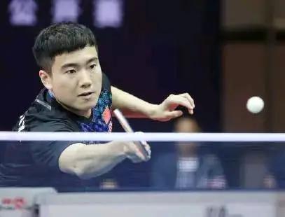 借倒贴巨款 借倒贴巨款