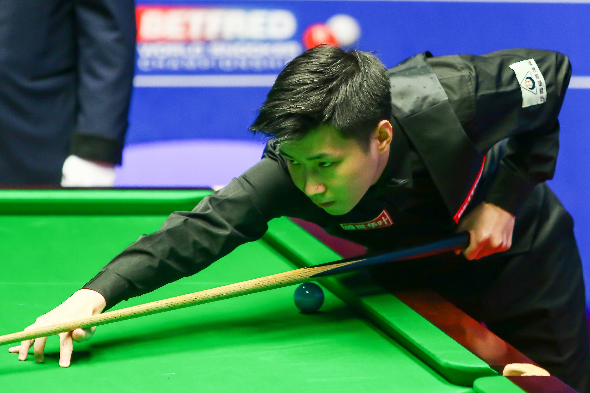 持胜利的重 持胜利的重